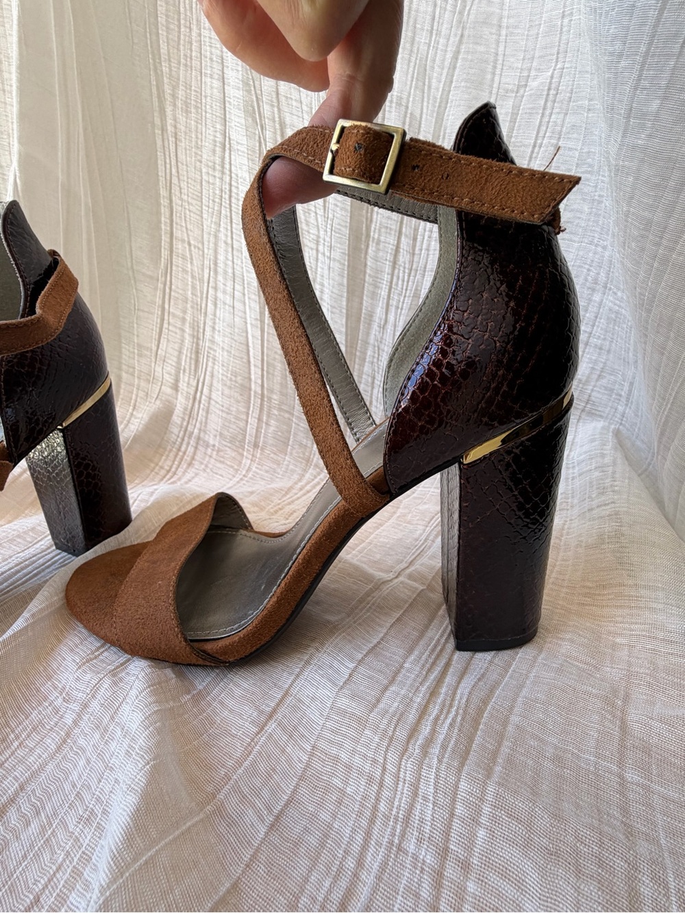 Ana Adler Wom. 6.5 Two-Tone Rich Brown and Tan Block Heel Sandals w/Gold Trim
